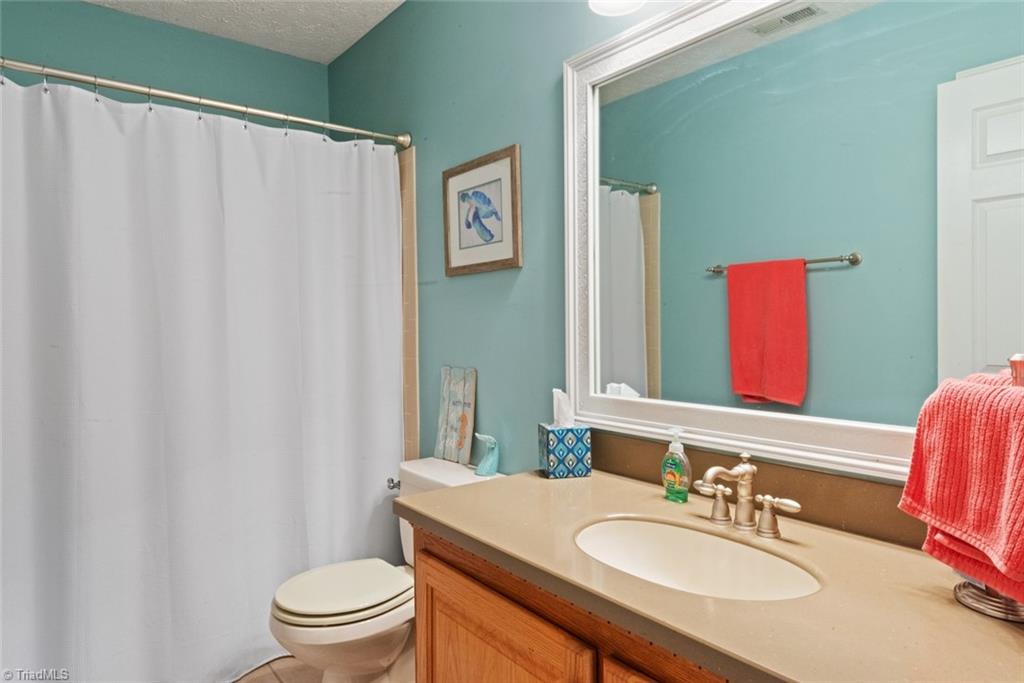 property viewer photo 25