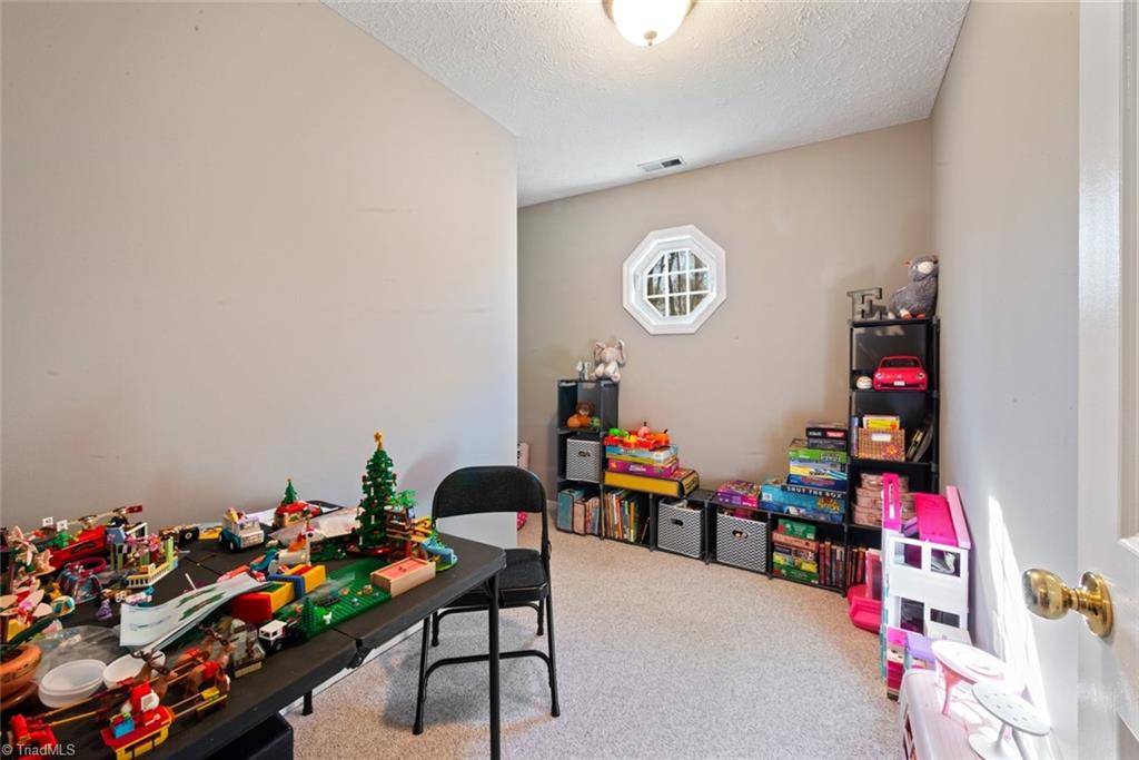 property viewer photo 26