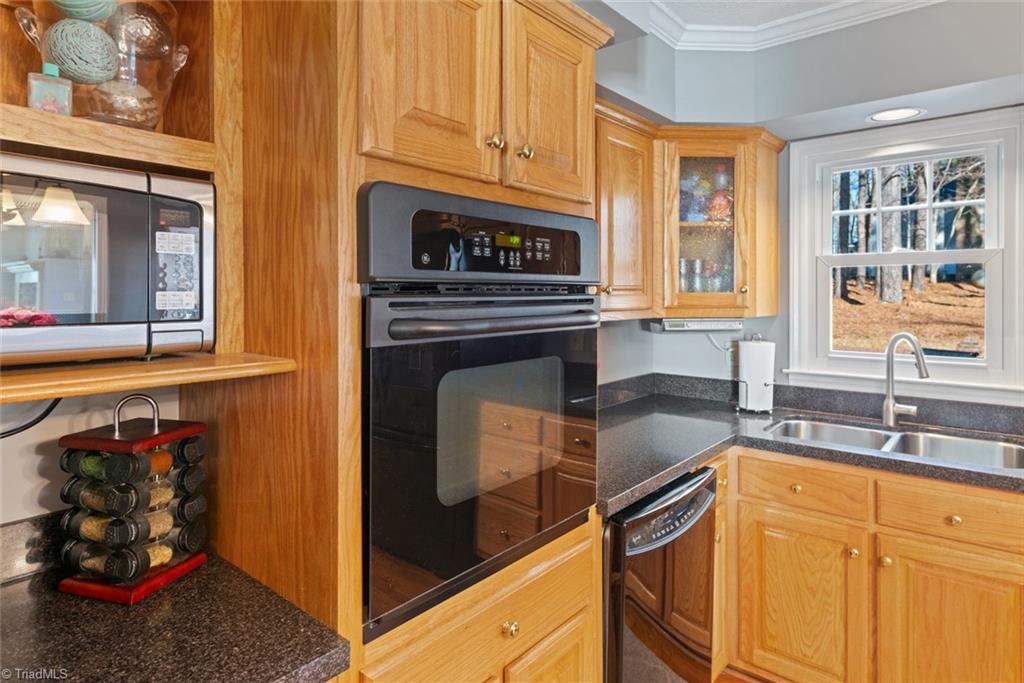 property viewer photo 9