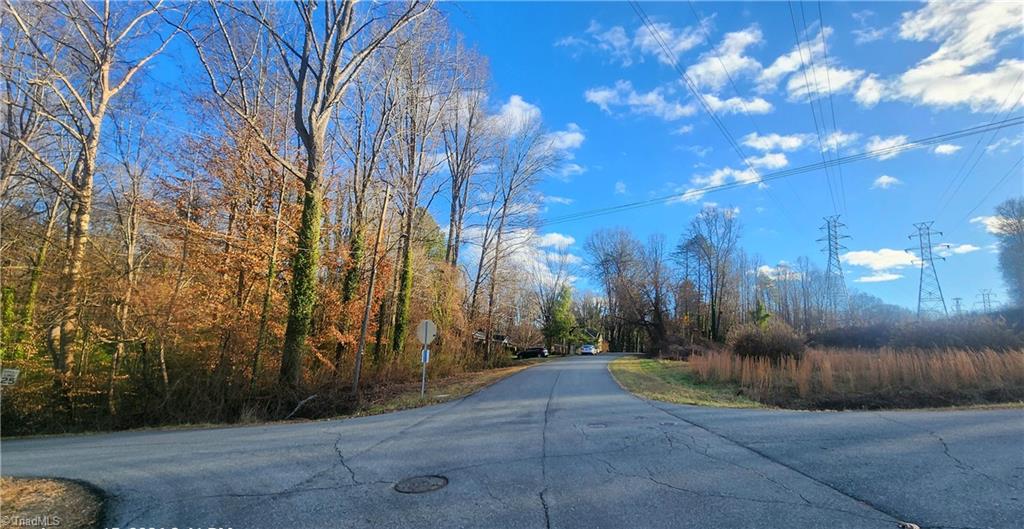 main property photo 12