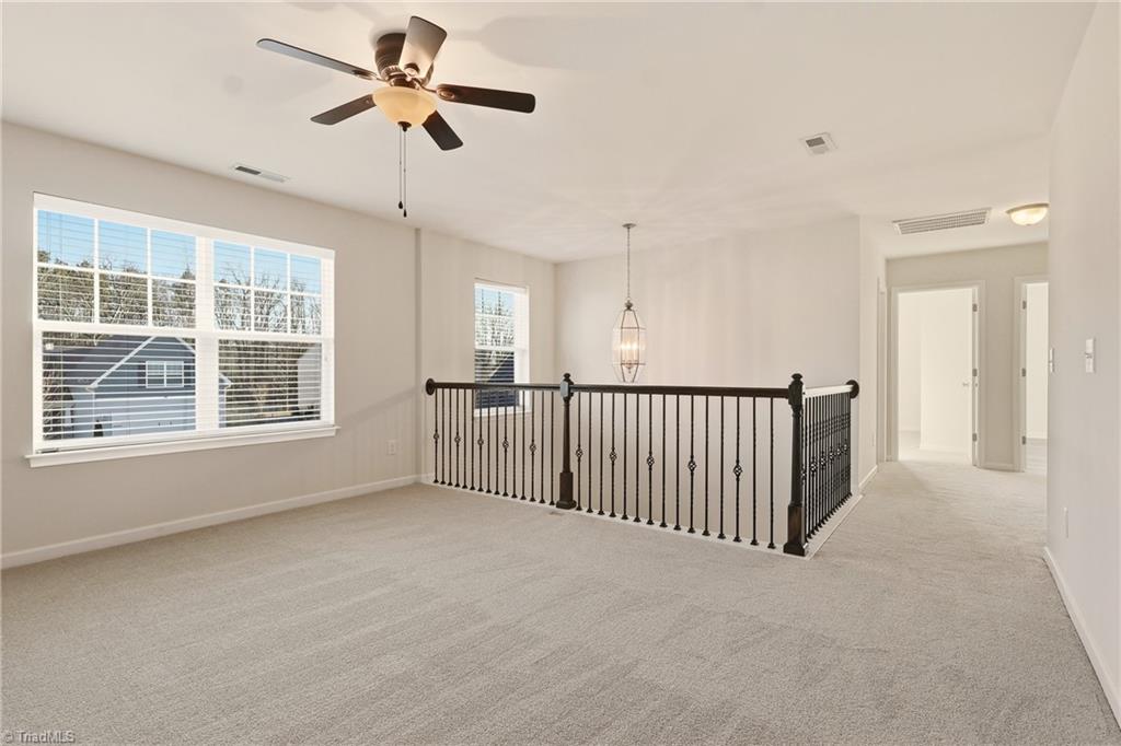 property viewer photo 18