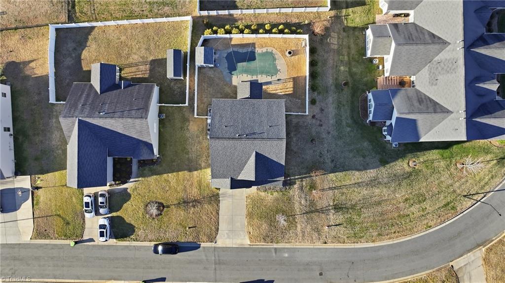 property viewer photo 2