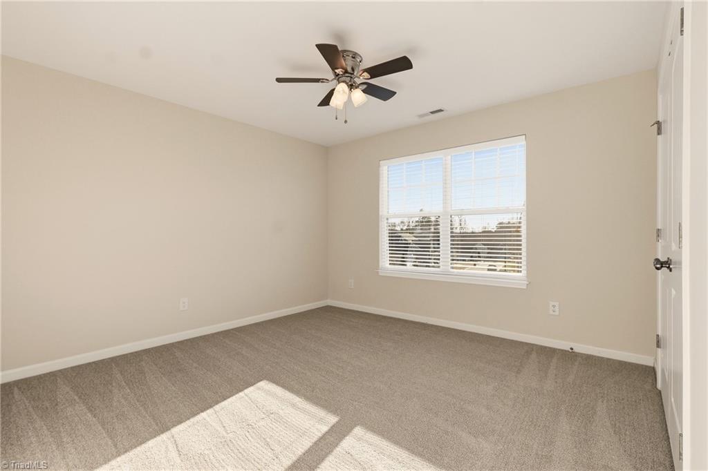 property viewer photo 28