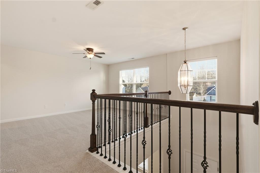property viewer photo 30