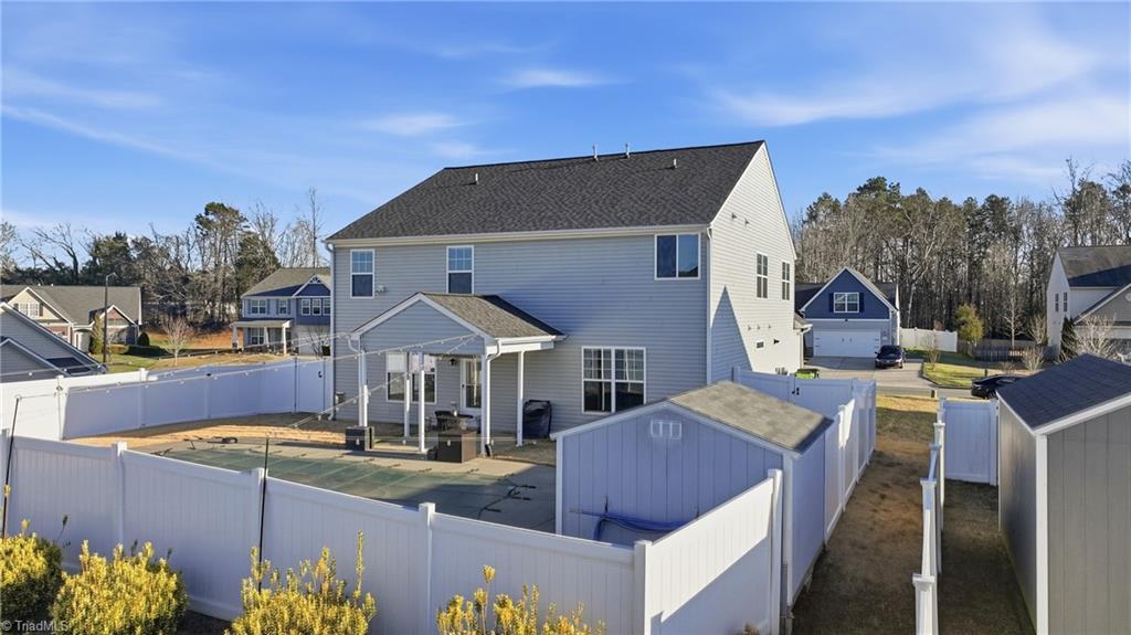 property viewer photo 35