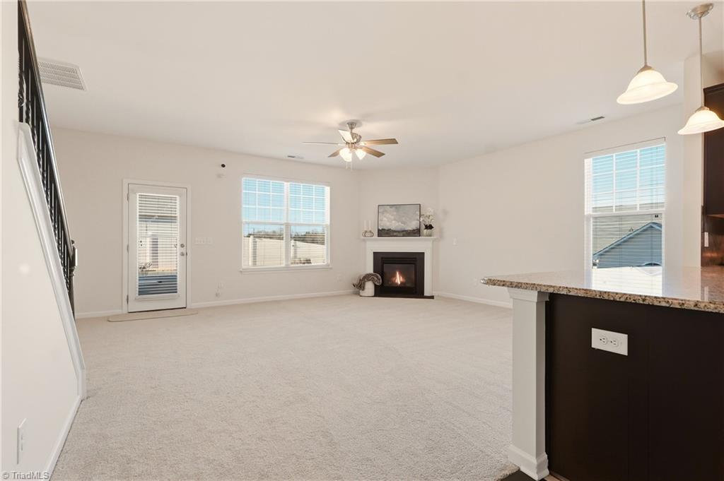 property viewer photo 5