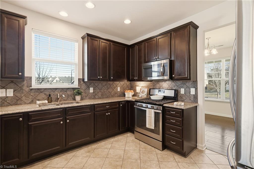 property viewer photo 7