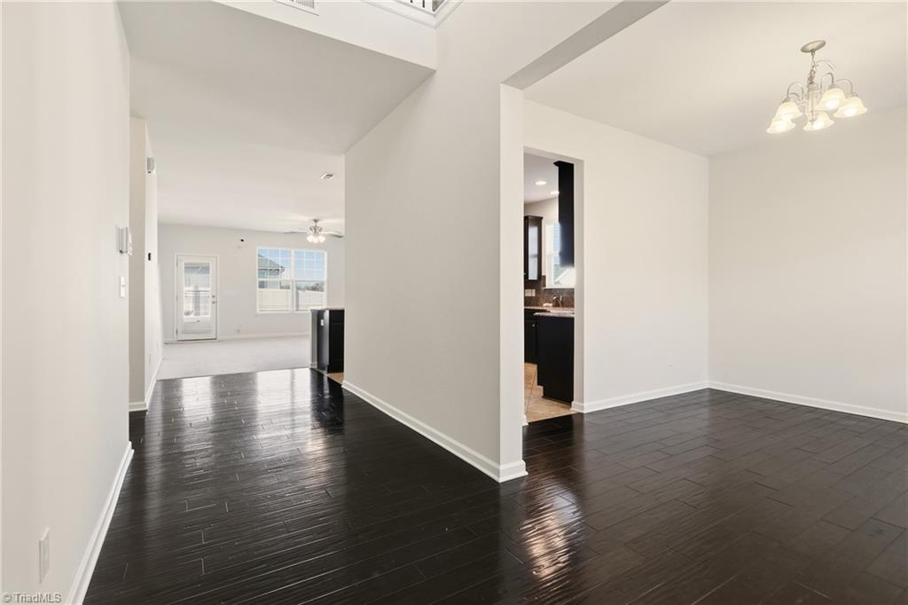 property viewer photo 9