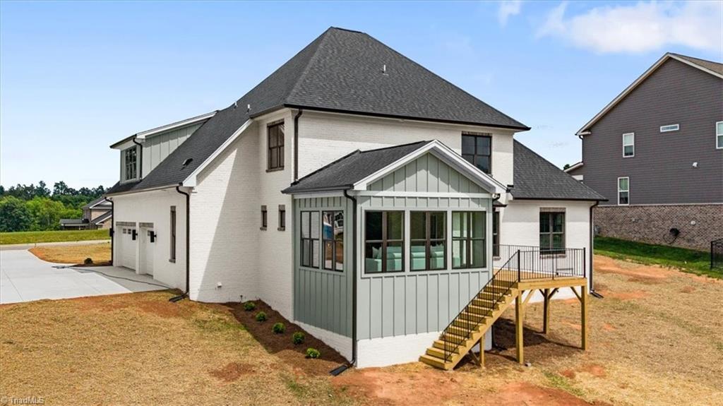 main property photo 42