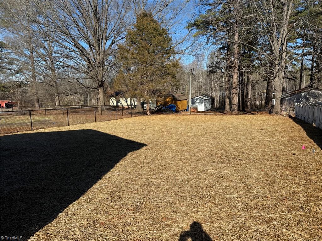 property viewer photo 14