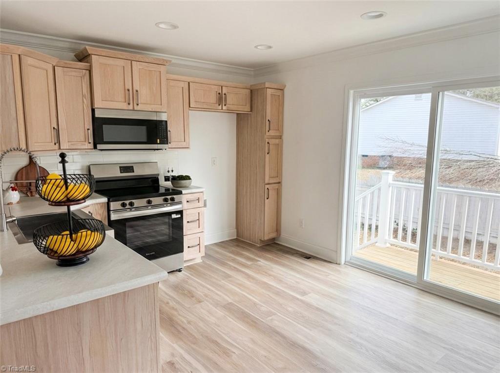 property viewer photo 6