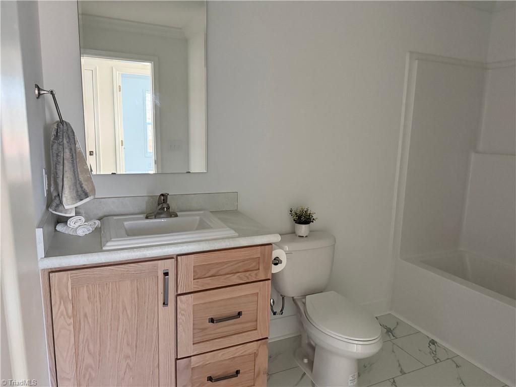 property viewer photo 9