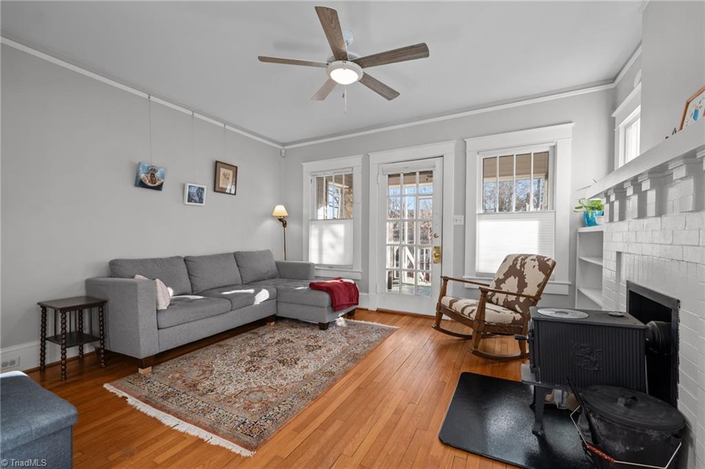 property viewer photo 5