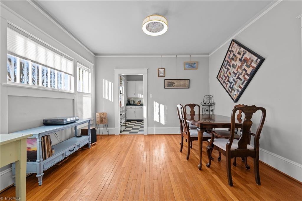 property viewer photo 6