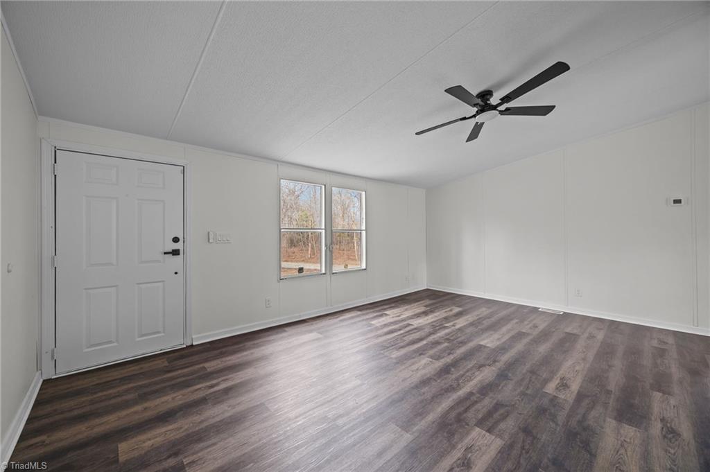 property viewer photo 16