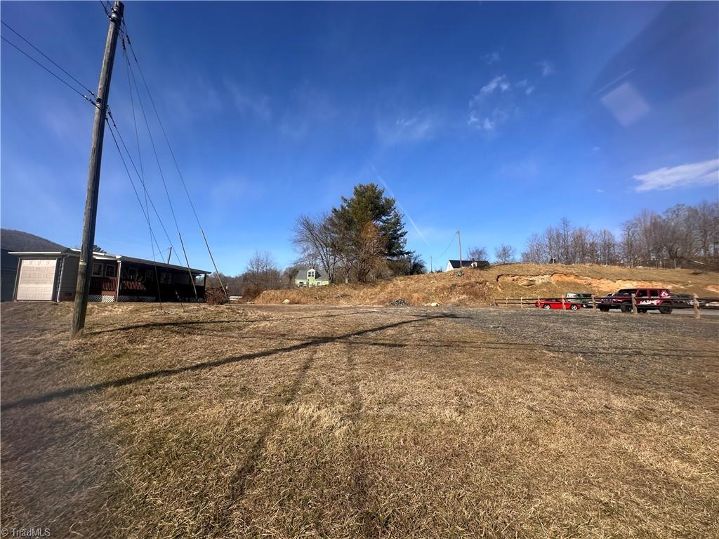 main property photo 5