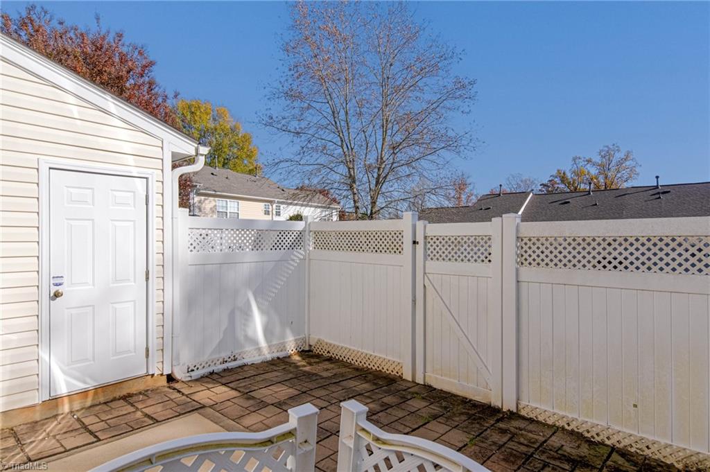 property viewer photo 13
