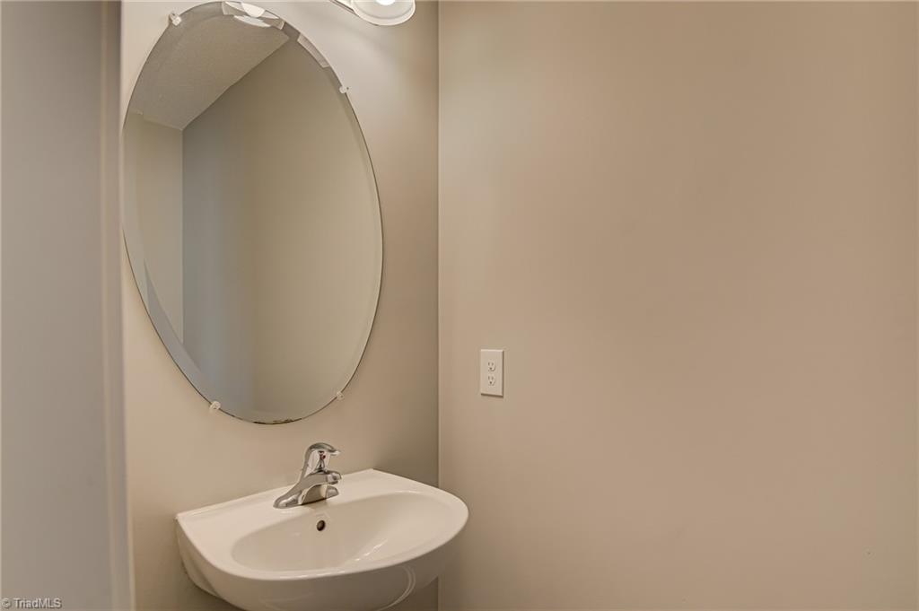 property viewer photo 17