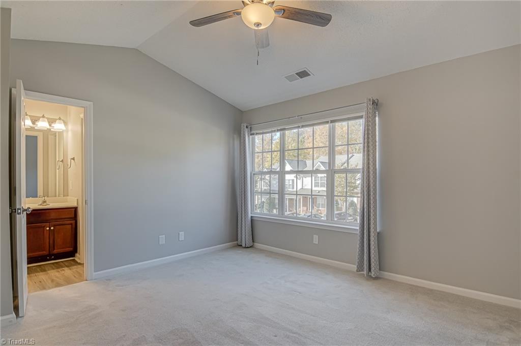 property viewer photo 19