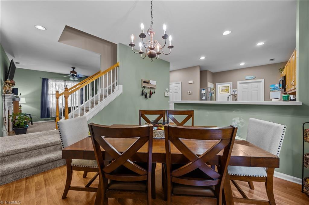 property viewer photo 5