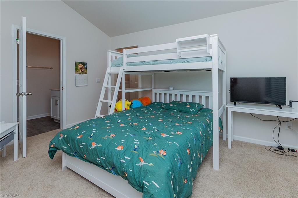 property viewer photo 19