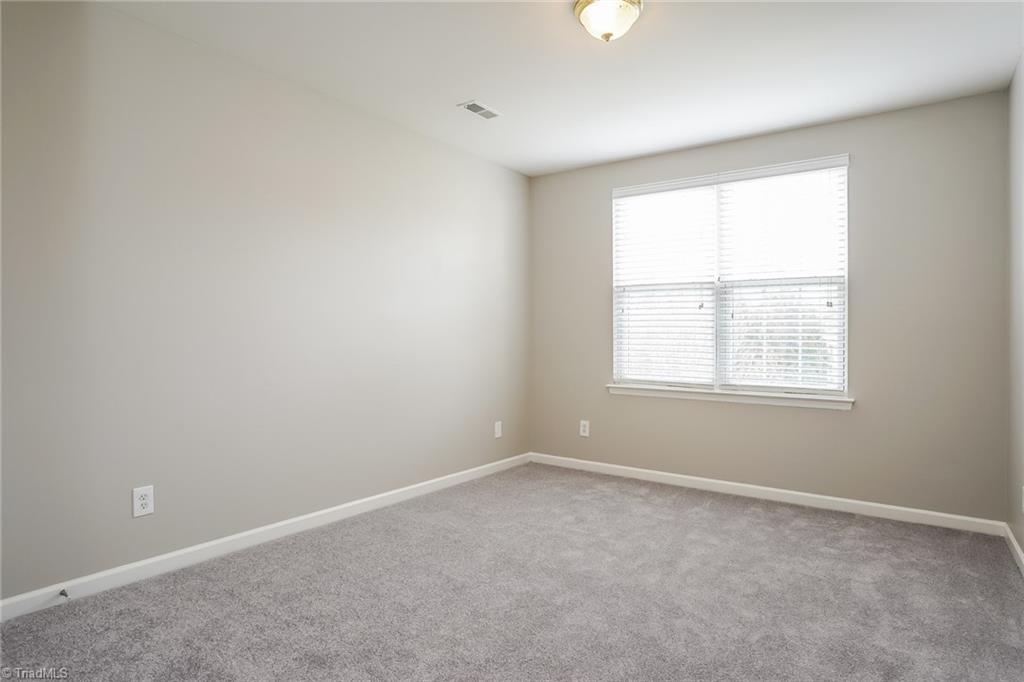 property viewer photo 10