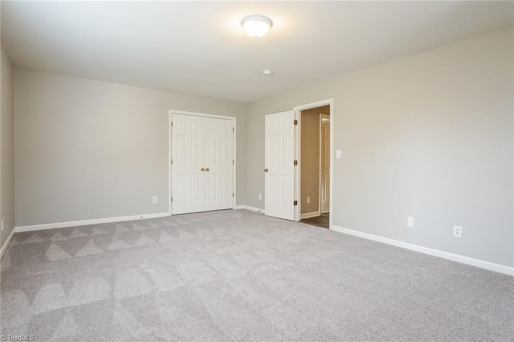 property viewer photo 9