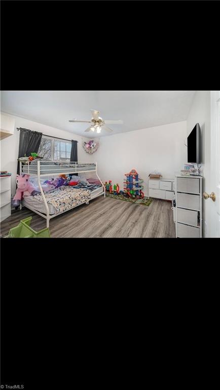 property viewer photo 17
