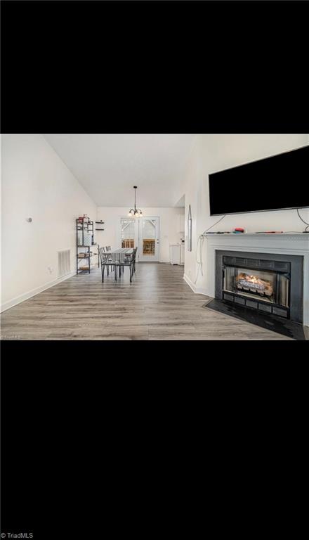 property viewer photo 7