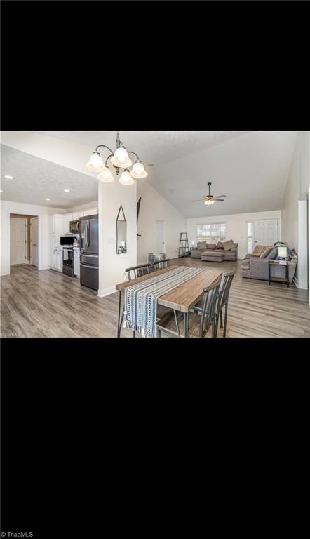property viewer photo 8