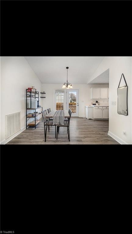 property viewer photo 9