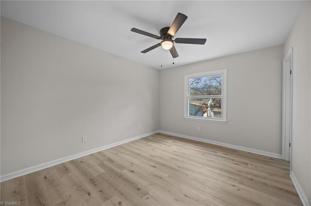 property viewer photo 16