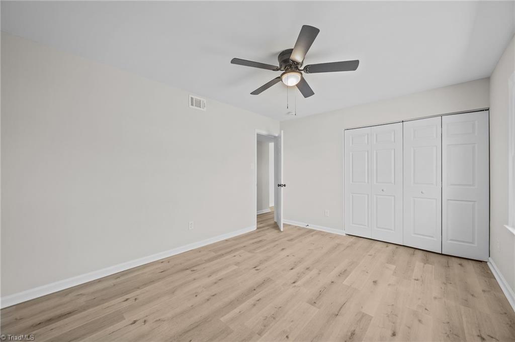 property viewer photo 20