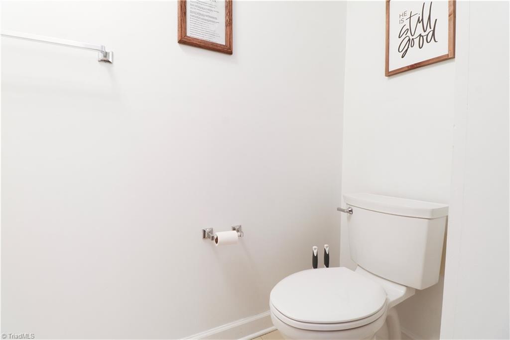 property viewer photo 20