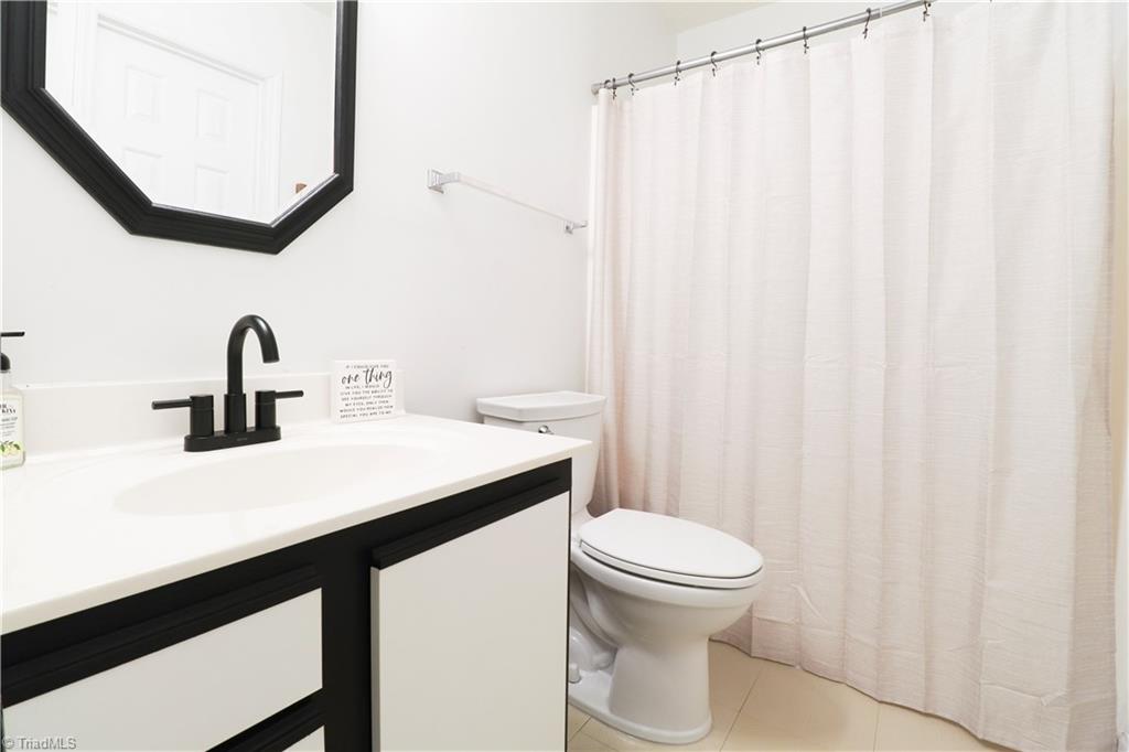 property viewer photo 24