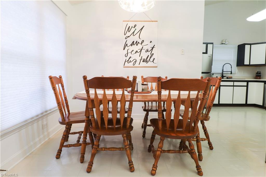 property viewer photo 9