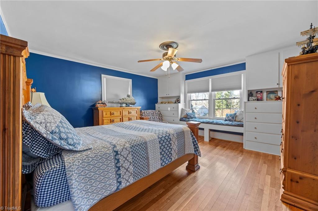 property viewer photo 15