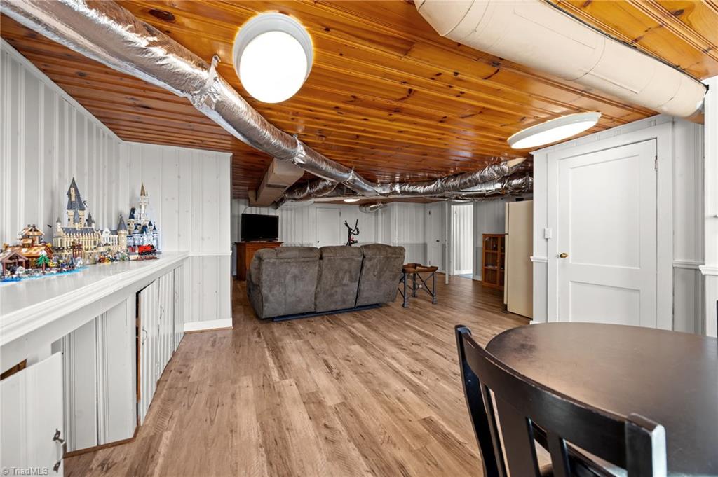 property viewer photo 28