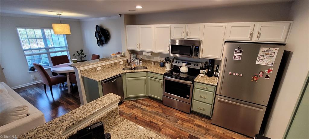 property viewer photo 15