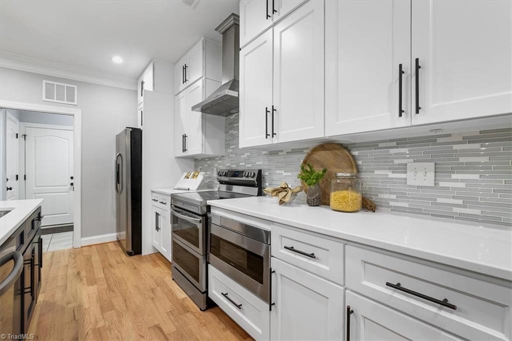 property viewer photo 9