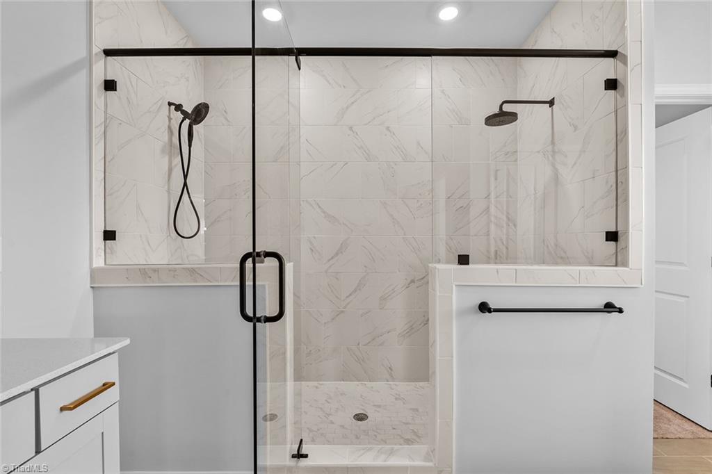 property viewer photo 29