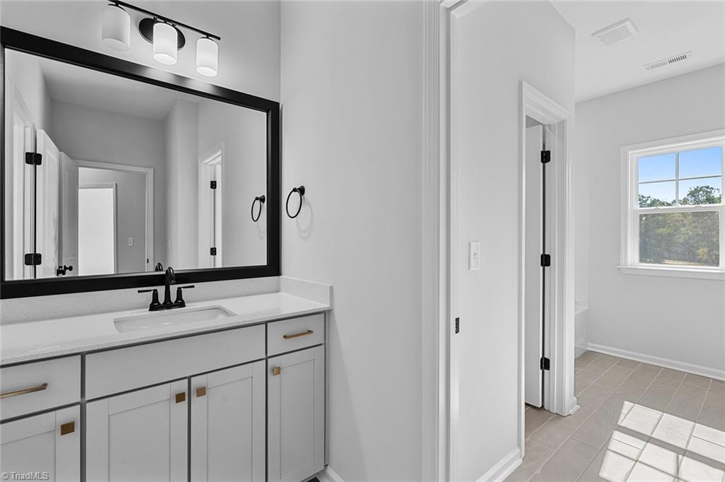 property viewer photo 33
