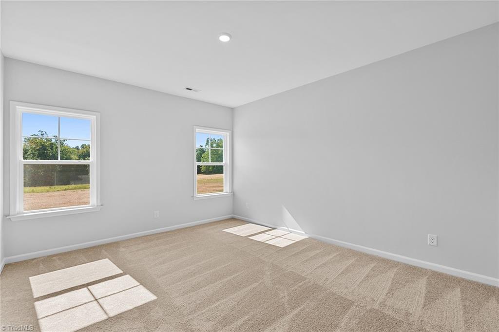 property viewer photo 36