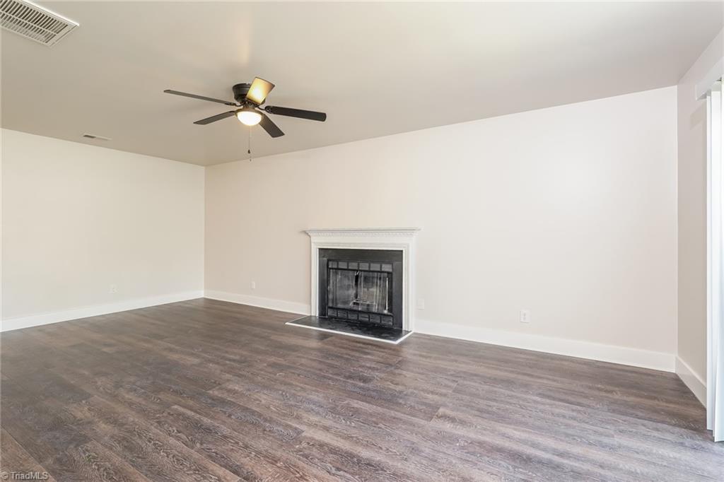 property viewer photo 1