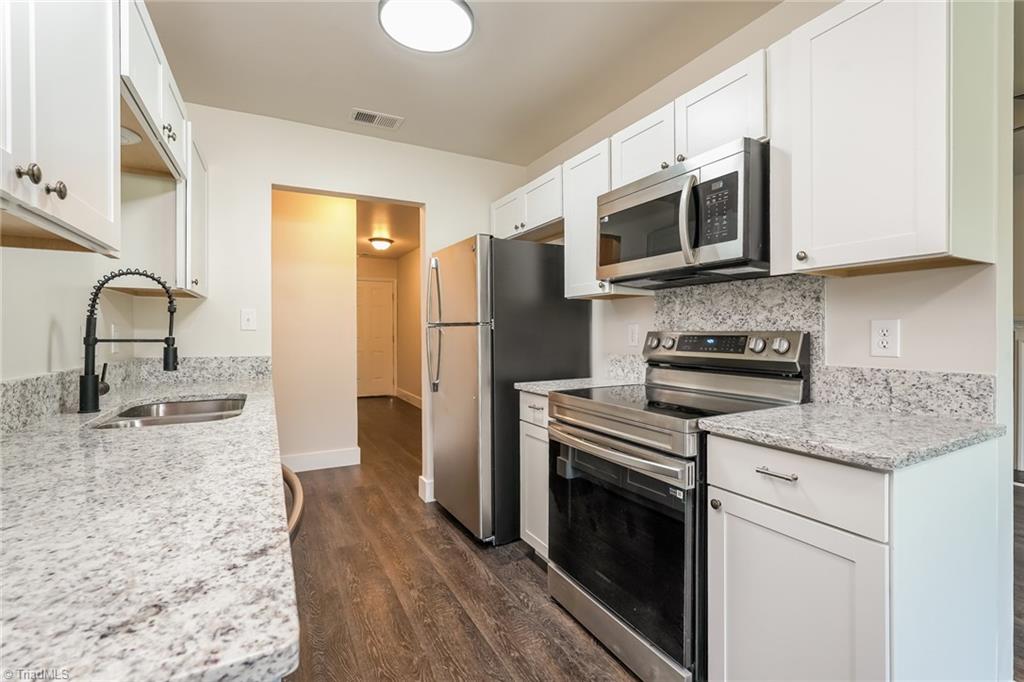 property viewer photo 5
