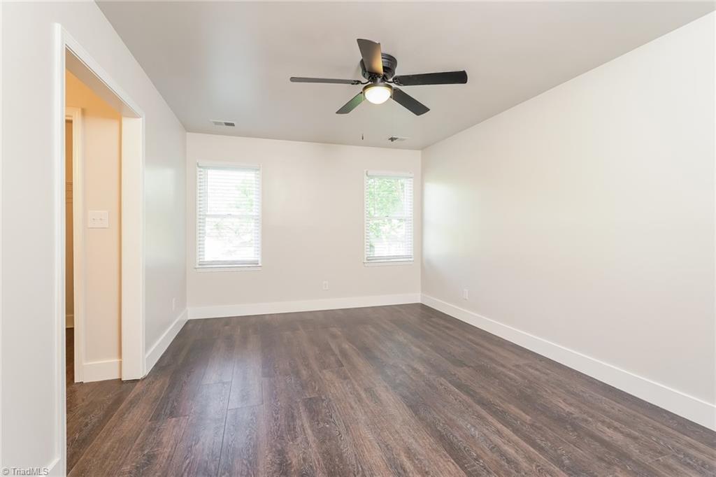 property viewer photo 7