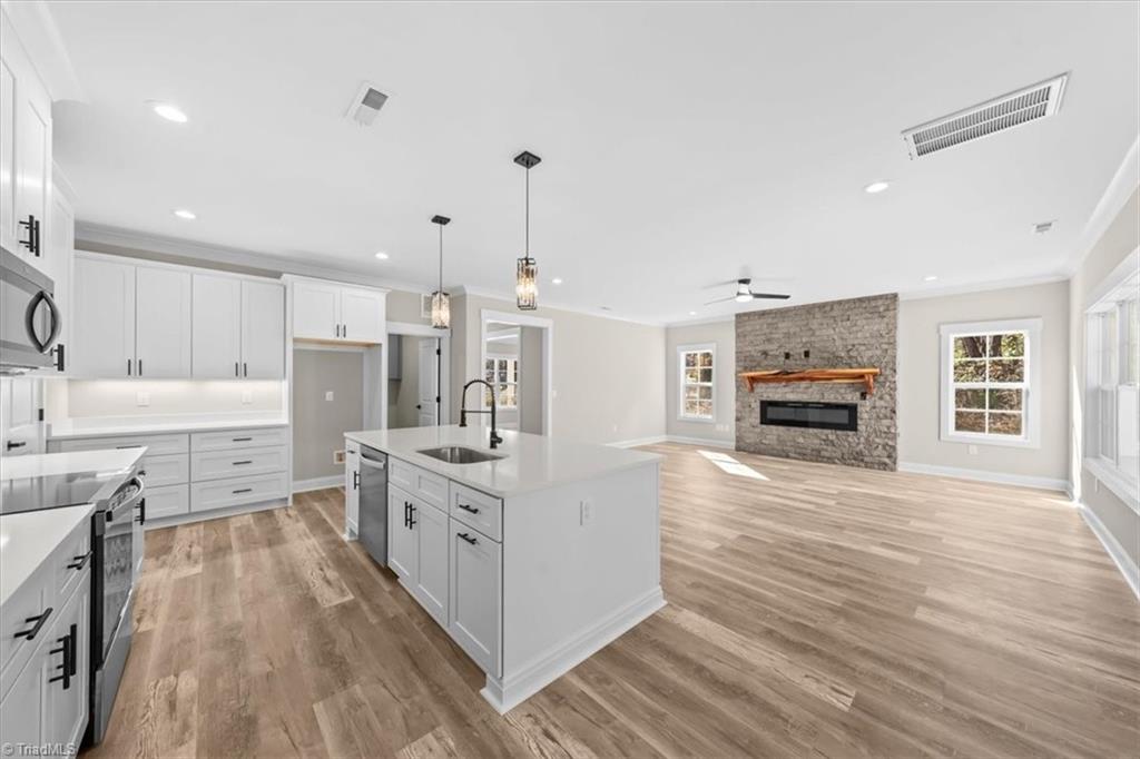 property viewer photo 12