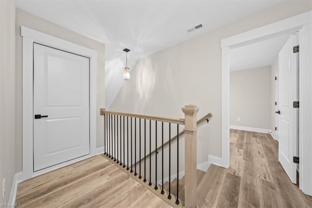 property viewer photo 32