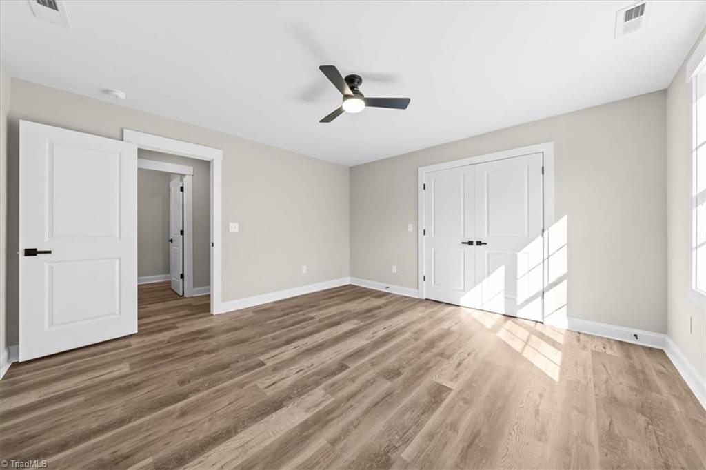 property viewer photo 33
