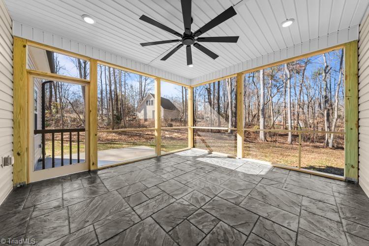 property viewer photo 38